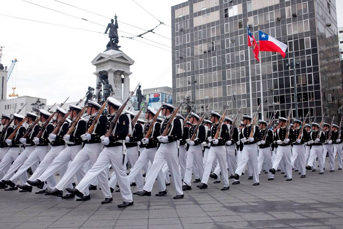 Armada de Chile celebra 140 a os de las Glorias Navales con