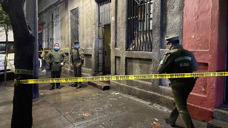 Mujer Muere Acribillada En El Centro De Santiago: Sujetos Le Dispararon ...