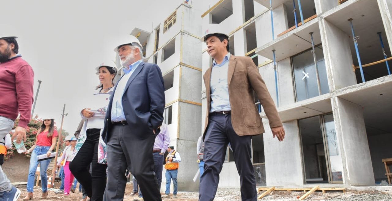 Ministro De Vivienda Y Urbanismo Visitó Copiapó Para Comprobar Los ...